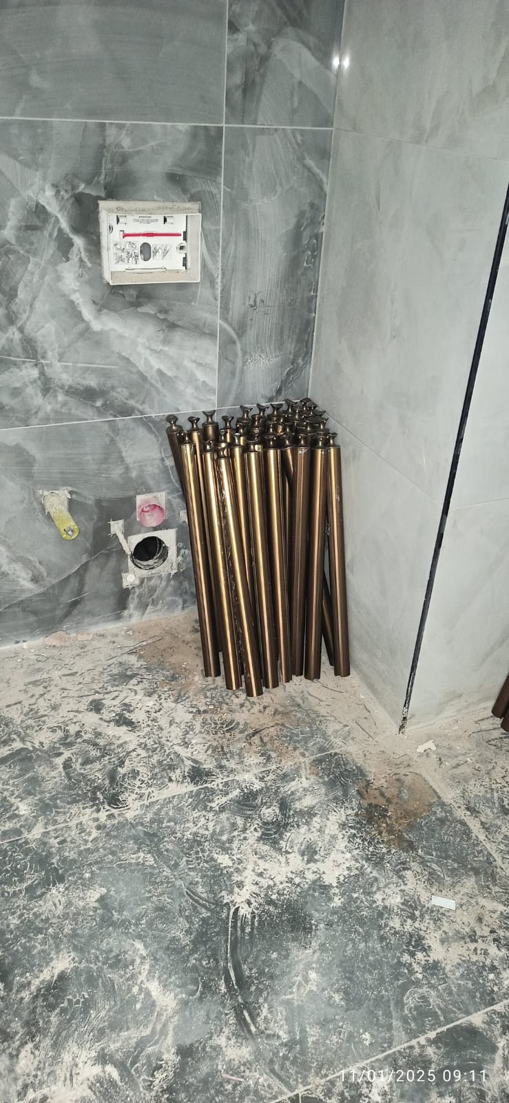 Çok Katlı Bina Balkon Korkuluk ve Silikon Cephe - Görsel 5
