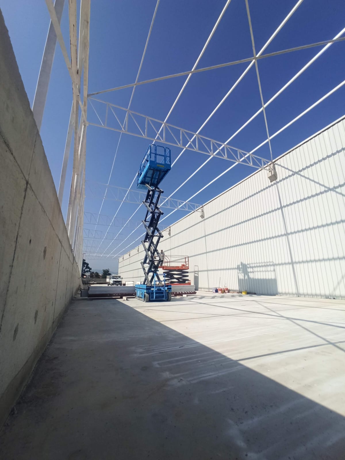 Lojistik Depo ve Hangar Çelik Çatı Projesi - Görsel 7